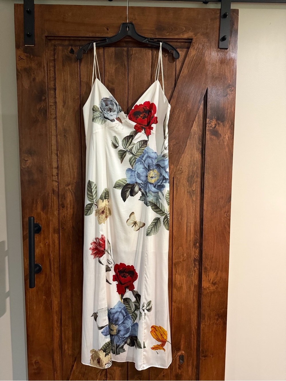 Alice + Olivia Julietta Slip Dress - Picture 7 of 10
